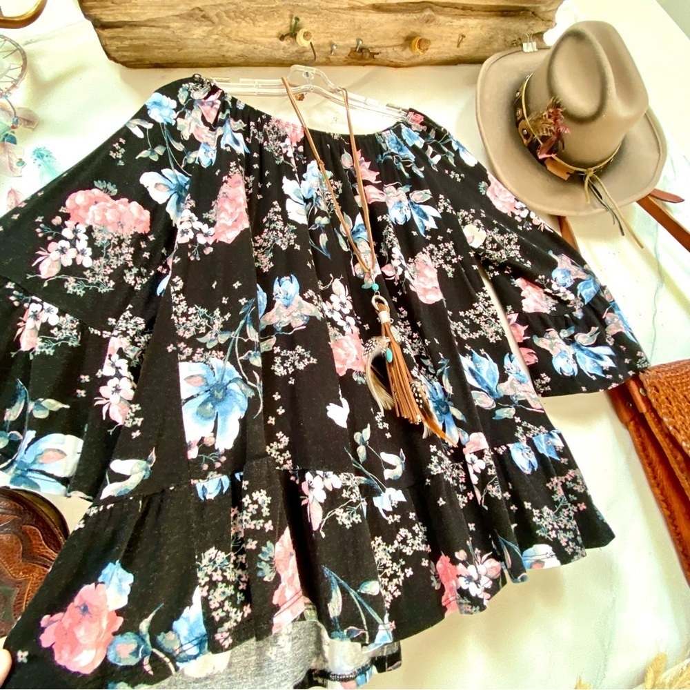Style & CO off shoulder boho floral Gypsy raffle sleeves blouse shabby chic vibe